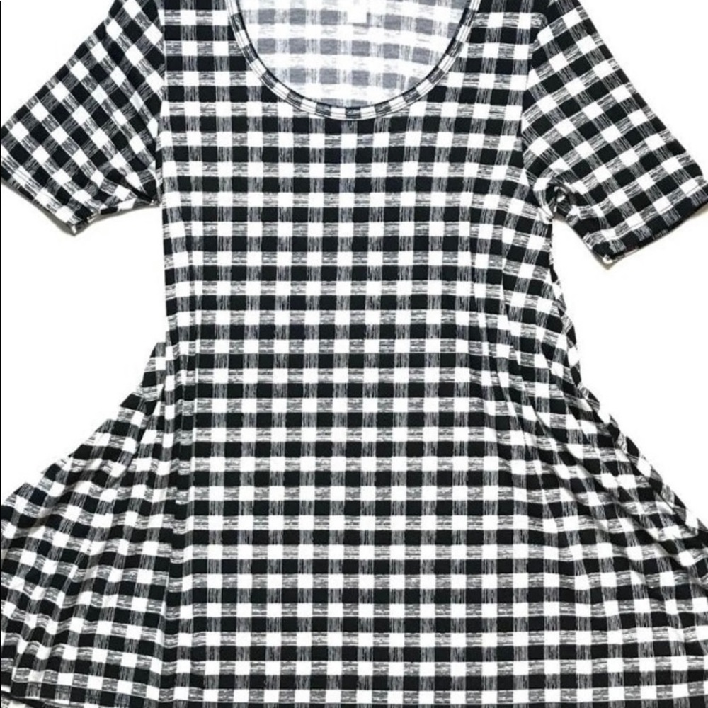 LuLaRoe Perfect T